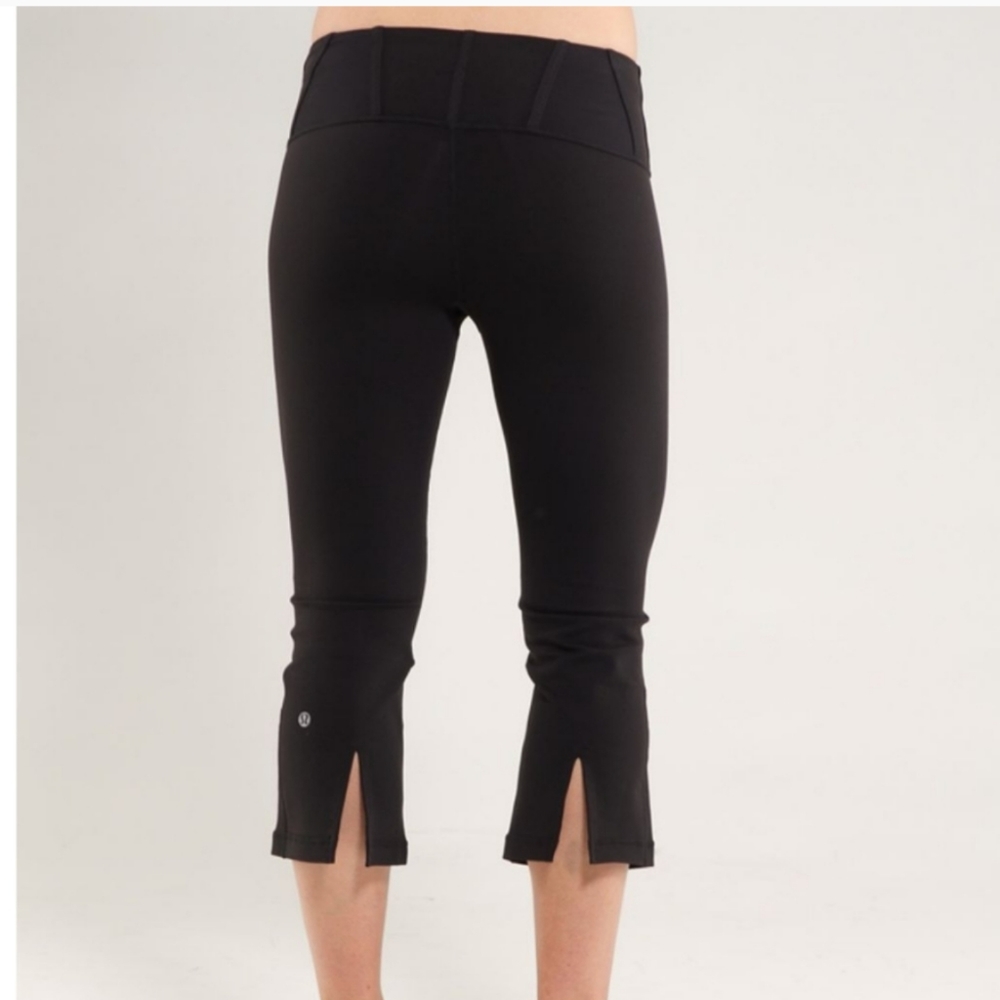 Lululemon crop legging pant with cute slit…